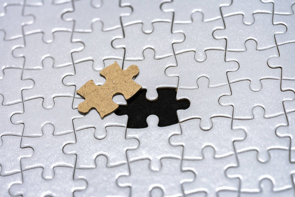 راهنمای جامع کسب درآمد از مشاوره آنلاین کسب‌وکارهای دیجیتال: 9 گام طلایی، پاسخ به سوالات متداول و جدول کاربردی